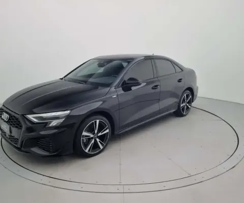 Audi A3 2024 2.0 40 tfsi mhev sedan s line s-tronic