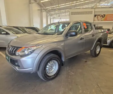 Mitsubishi L200 triton 2023 2.4 16v turbo diesel gls cd 4x4 automático