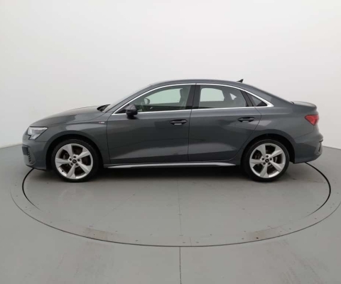 Audi A3 2024 2.0 40 tfsi mhev sedan s line s-tronic