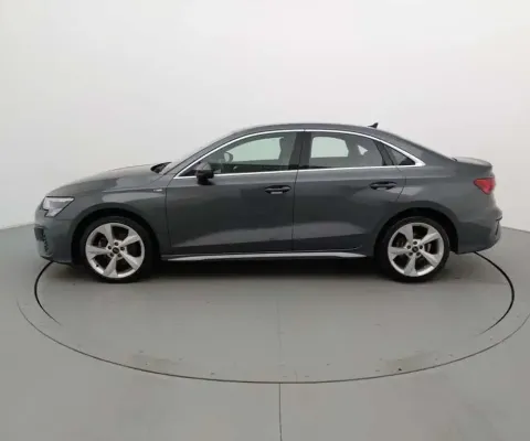 Audi A3 2024 2.0 40 tfsi mhev sedan s line s-tronic