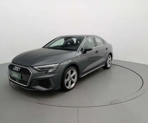 Audi A3 2024 2.0 40 tfsi mhev sedan s line s-tronic