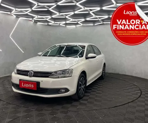 VOLKSWAGEN JETTA 2.0 COMFORTLINE 4P