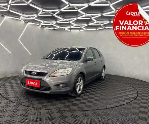 Ford focus focus sedan se 2.0 powershift