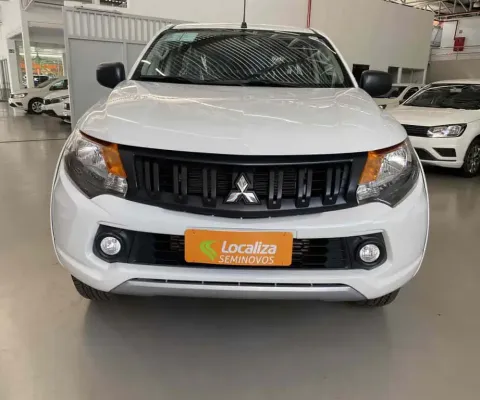 Mitsubishi L200 triton 2023 2.4 sport gl 4x4 mt 4p ar dh 4x4