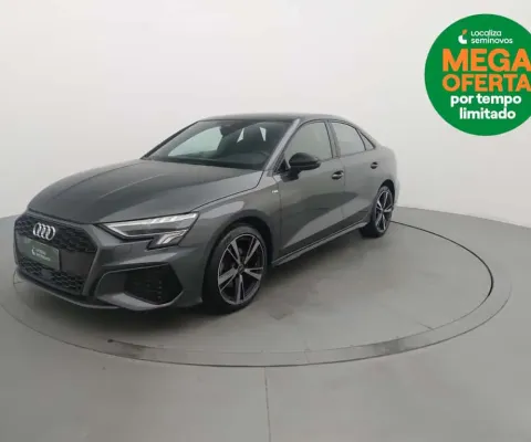 Audi A3 2024 2.0 40 tfsi mhev sedan s line s-tronic