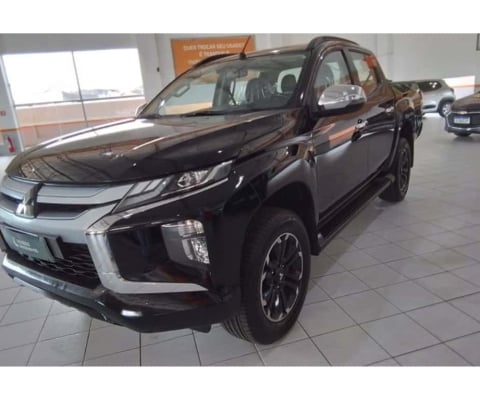 Mitsubishi L200 triton 2023 2.4 16v turbo diesel sport gls cd 4p 4x4 automático