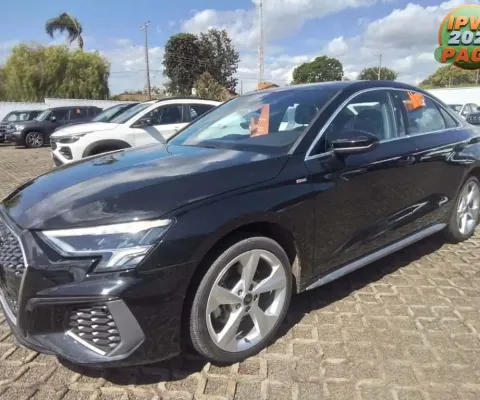 Audi A3 2024 2.0 40 tfsi mhev sedan s line s-tronic