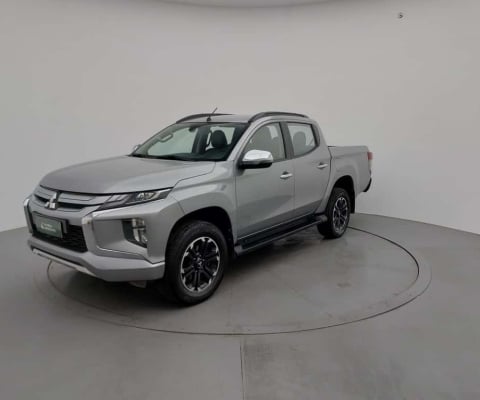Mitsubishi L200 triton 2023 2.4 16v turbo diesel sport hpe cd 4p 4x4 automático