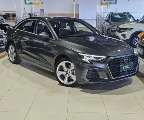 Audi A3 2024 2.0 40 tfsi mhev sedan s line s-tronic