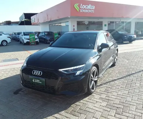 Audi A3 2024 2.0 40 tfsi mhev sportback performance black s-tronic