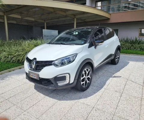 Captur Life 2019 - Baixo km