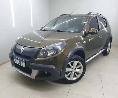 Renault Sandero Stepway 1.6 16V Hi-Flex (aut) 2014/2014 Flex Automático