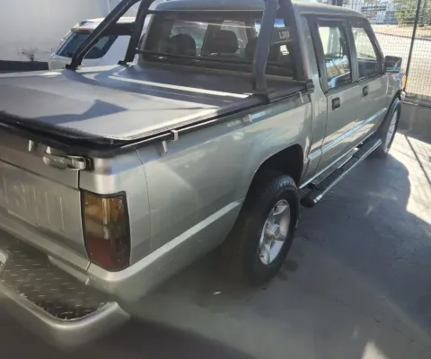 L200 rapidamente  pelo ano