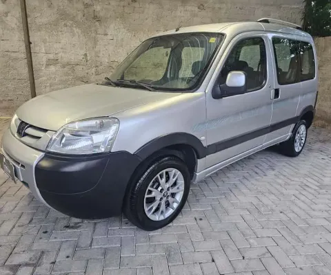 PEUGEOT PARTNER ESCAP 2011