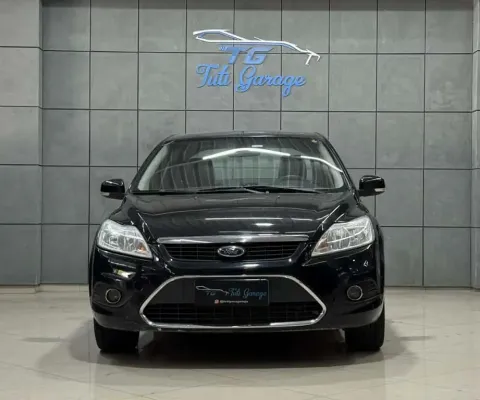 Ford Focus /  2L FC FLEX - Preta - 2011/2011