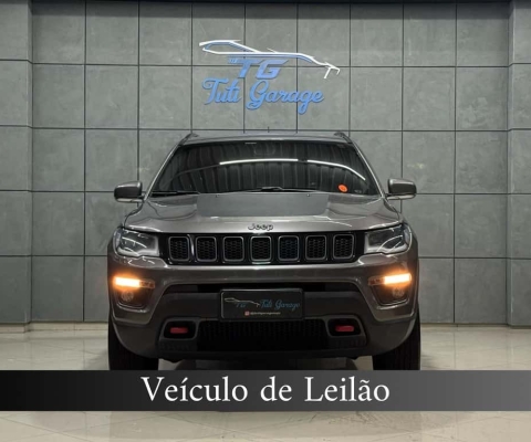 Jeep Compass TRAILHAWK 2.0 4x4 Dies. 16V Aut.  - Cinza - 2017/2018