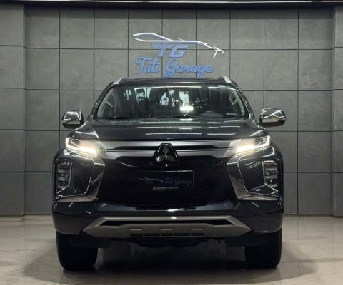 Mitsubishi Pajero Sport HPE 2.4 4x4 Diesel Aut.  - Cinza - 2023/2024