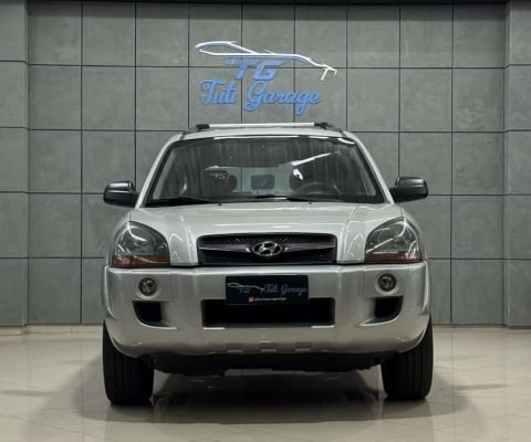 Hyundai Tucson 2.0 16V Mec.  - Prata - 2011/2012