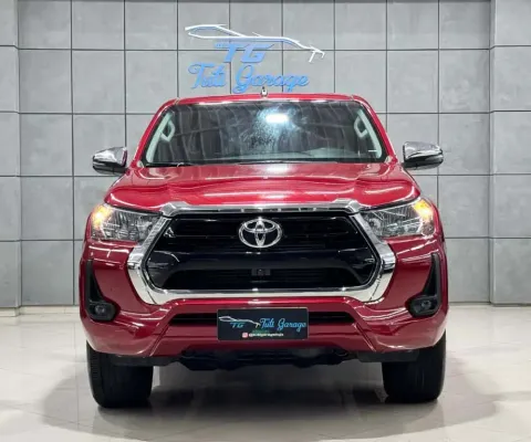 Toyota Hilux CD SRV 4x4 2.8 TDI Diesel Aut. - Vermelha - 2022/2022