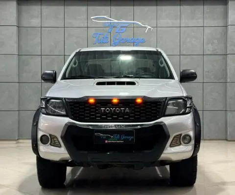Toyota Hilux CD SRV D4-D 4x4 3.0 TDI Diesel Aut  - Prata - 2012/2013