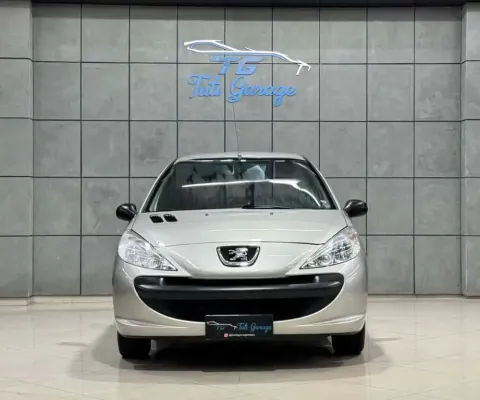 Peugeot 207 X-Line 1.4 Flex 8V 5p - Prata - 2010/2011