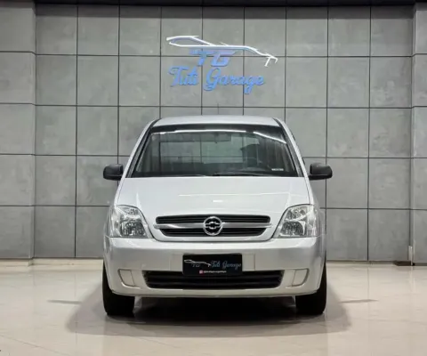 Chevrolet Meriva 1.8 CD 1.8 MPFI 8V 102cv 5p - Prata - 2003/2004