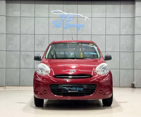 Nissan March 1.0 16V Flex Fuel 5p - Vermelha - 2012/2013