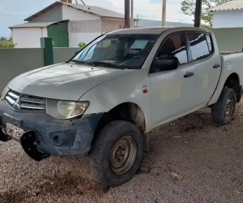 L200 Triton 3.2 D MITSUBISHI , Chapada Gaúcha - MG