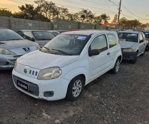 FIAT UNO VIVACE 1.0 2014