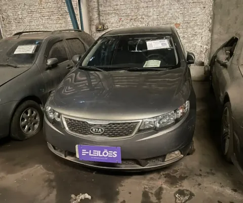 KIA MOTORS KIA CERATO SX3 1.6ATNB 2012 SAO PAULO-SP Ano/Mod: 2011/2012 Cor: Cinza