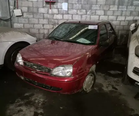 FORD FIESTA STREET 2003 SAPUCAIA DO SUL-RS Ano/Mod: 2002/2003 Cor: Vermelho