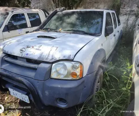 FRONTIER 4X4 XE Marca: NISSAN BOA VISTA/RR Ano/Mod: 2004/2005 Cor: Branca