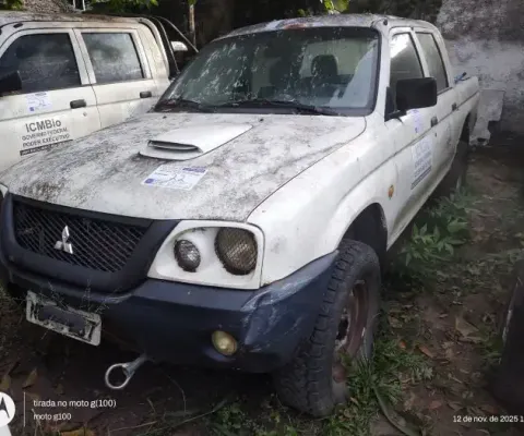 L200 4X4 GL Marca: MITSUBISHI MANAUS/AM Ano/Mod: 2009/2010 Cor: Branca