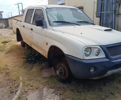 MITSUBISHI L200 4X4 GL 2009 BRASILIA-DF Ano/Mod: 2009/2009 Cor: Branco