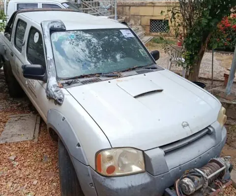 NISSAN FRONTIER 4X4 XE 2005 BELEM-PA Ano/Mod: 2004/2005..