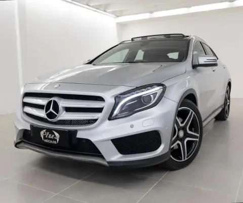 Mercedes-Benz Gla 250 2.0 TURBO SPORT 4MATIC  - Prata - 2016/2017