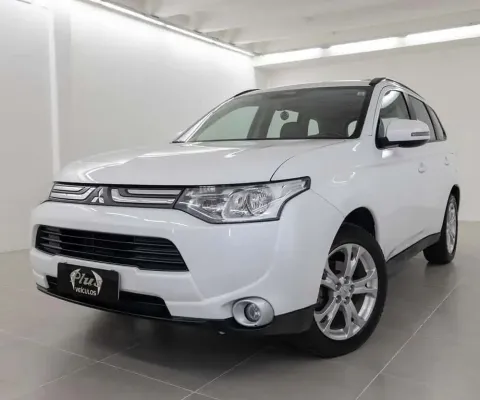 Mitsubishi Outlander  2.0 16V AUT. - Branca - 2014/2015