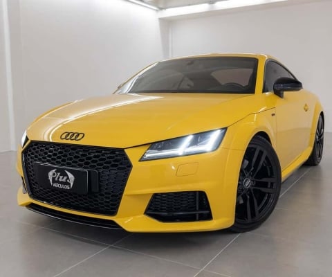 Audi TT 2.0 TFSI COUPE AMBITION S-LINE - Amarela - 2015/2016