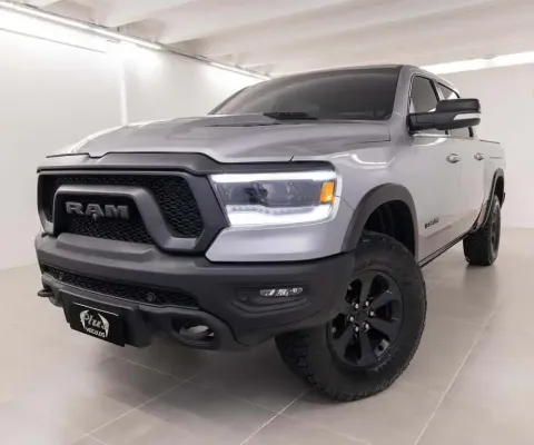 Ram 1500 5.7 V8 REBEL CD 4X4 - Prata - 2021/2021