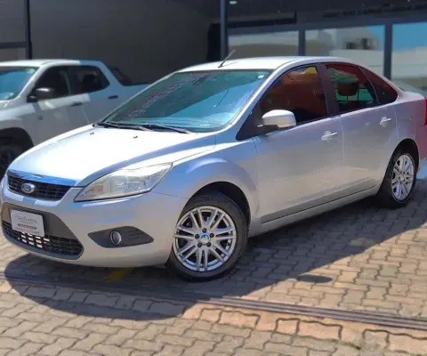 FORD FOCUS 2.0 GLX SEDAN 16V FLEX 4P AUTOMÁTICO