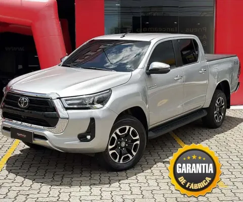 Toyota hilux 2.8 d-4d turbo diesel cd srx 4x4 automático