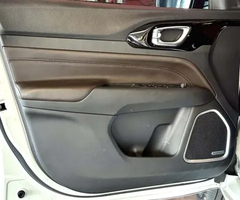 Jeep Commander 2023 1.3 t270 turbo flex overland at6