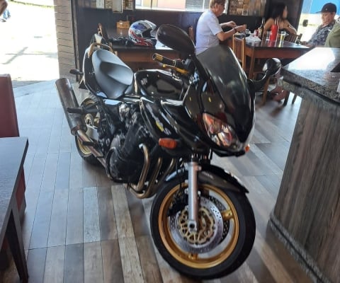Vendo BANDIT 1200 2006 muito conservada, joia rara, é pegar e viajar