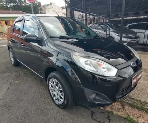 Ford FIESTA 1.6 ROCAM SEDAN 8V FLEX 4P MANUAL