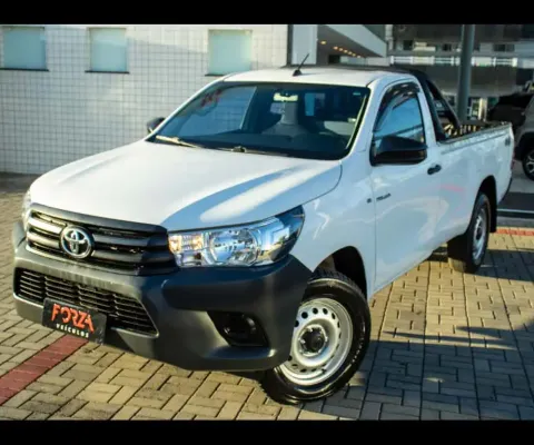 Toyota Hilux  CS 4x4 2.8 TDI Diesel Mec. 2021 - Branca - 2021/2021