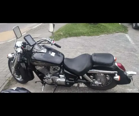 HONDA SHADOW 750