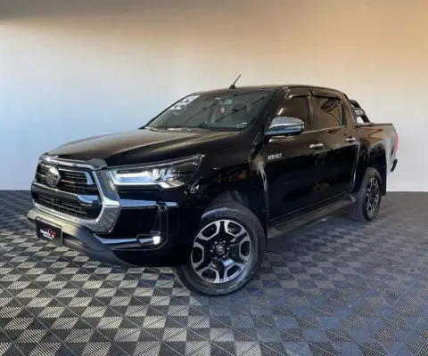 TOYOTA HILUX CD SRX 4x4 2.8 TDI 16V Diesel Aut.