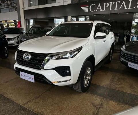 Toyota Hilux SW4 2.7 VVT-I FLEX SRV 7L 4X2 AUTOMÁTICO - Branca - 2021/2021