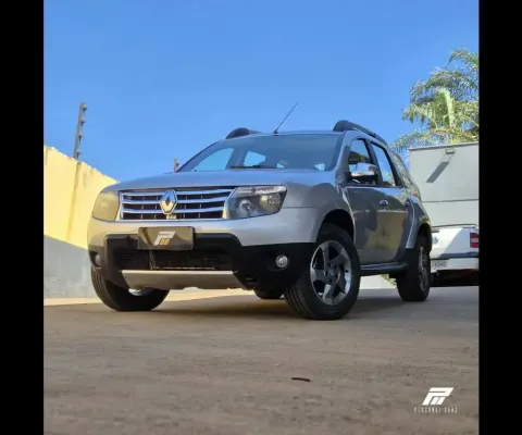 RENAULT DUSTER 20 D 4X4 2015