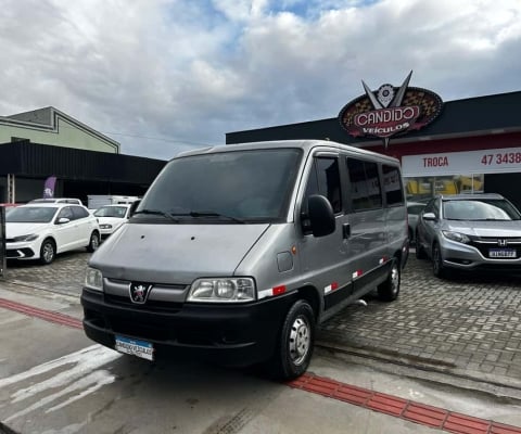Peugeot Boxer 2.3 Minibus 15/16L TB Diesel.